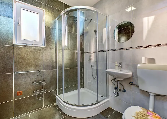 Guest house Eden Sea View Rooms 3*