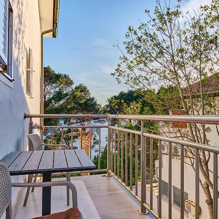 Eden Sea View 3* Mali Losinj